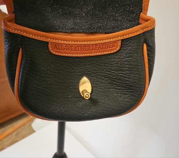 Dooney & Bourke Black and Tan Crossbody Bag - Picture 3 of 9